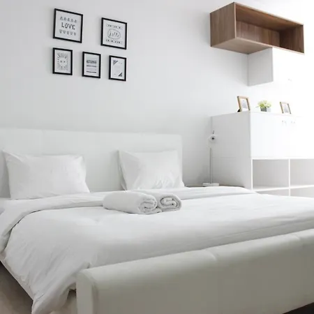 Elegant 2Br @ Dago Suites Apartment Near Itb By Travelio